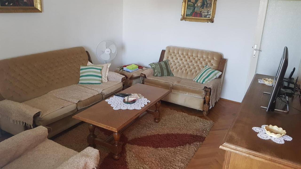 Baston Rent Apartamento Podgorica Exterior foto